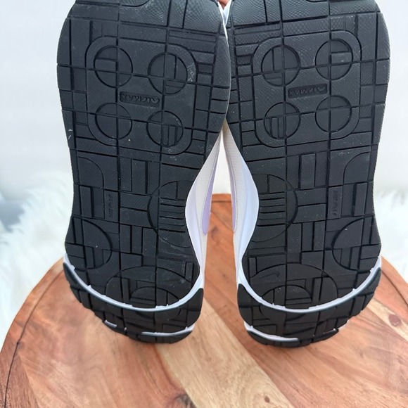 Nike Air Max INTRLK Sail  Lavender NEW Women's Casual Athletic Shoes Size 10.5 - Picture 7 of 8